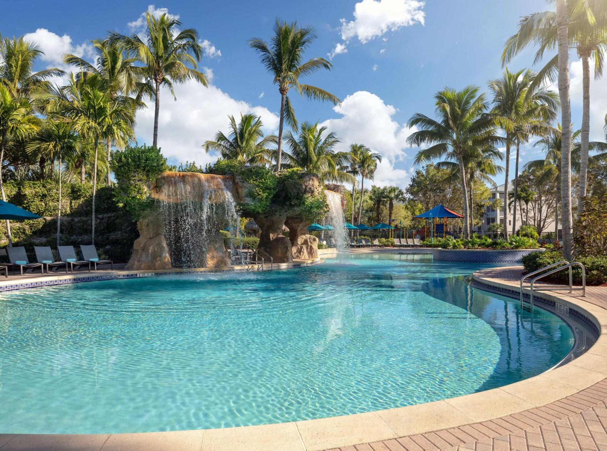 Готель Hyatt Vacation Club At Coconut Cove Естеро Екстер'єр фото